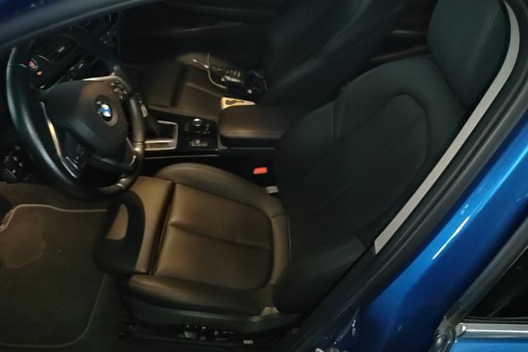 Used BMW 1 Series 2018 118i Sport Edition Left Front Seat