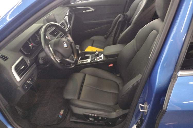 Used BMW 1 Series 2018 118i Sport Edition Left Front Seat