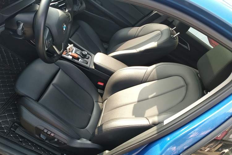 Used BMW 1 Series 2018 118i Sport Edition Left Front Seat