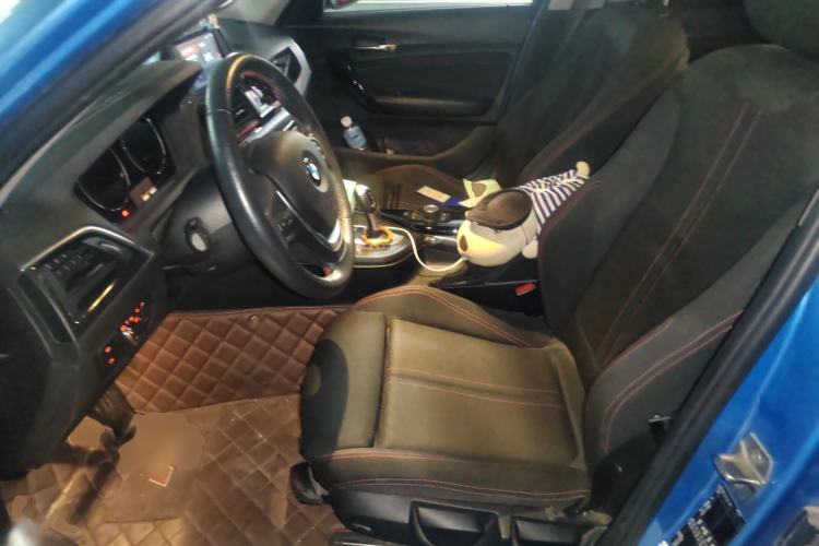 Used BMW 1 Series 2018 118i Sport Design Package Left Front Seat