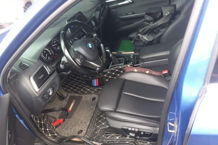 Used BMW 1 Series 2018 118i Sport Edition Left Front Seat