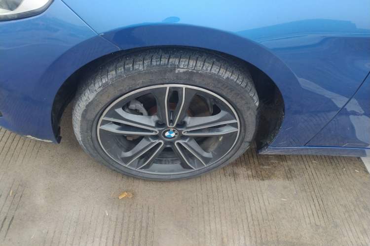 Used BMW 1 Series 2018 Facelifted 118i Sport Edition Left Front Wheel Hub