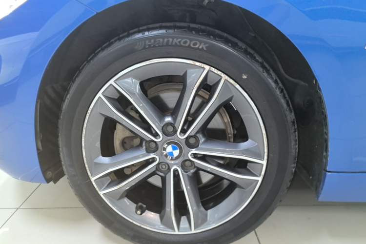 Used BMW 1 Series 2018 118i Sport Edition Left Front Wheel Hub