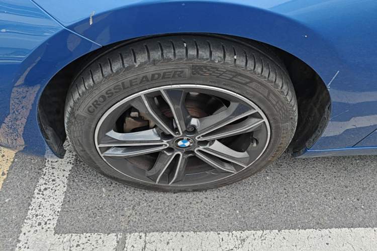 Used BMW 1 Series 2018 118i Sport Edition Left Front Wheel Hub