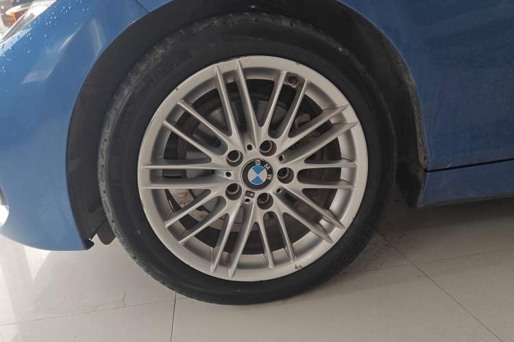 Used BMW 1 Series 2018 120i M Sport Package Left Front Wheel Hub