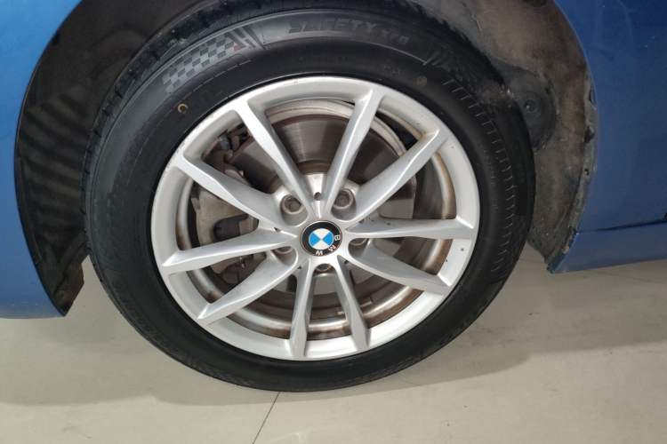 Used BMW 1 Series 2018 118i Fashion Model Left Front Wheel Hub