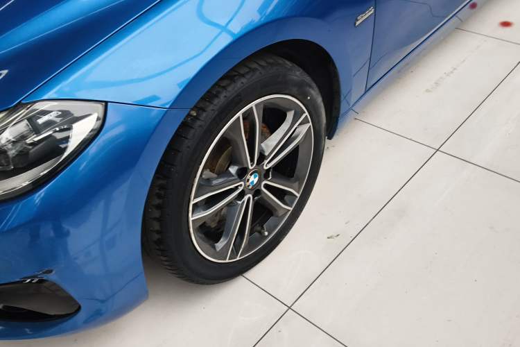 Used BMW 1 Series 2018 118i Sport Edition Left Front Wheel Hub