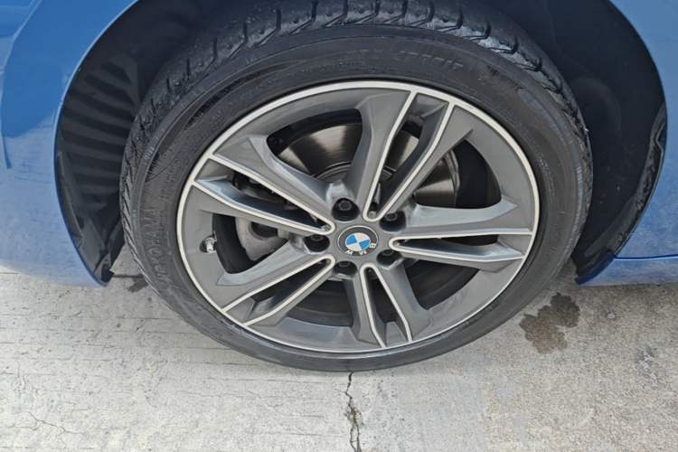 Used BMW 1 Series 2018 Facelifted 118i Sport Edition Left Front Wheel Hub