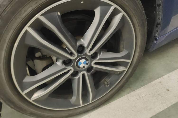 Used BMW 1 Series 2018 118i Sport Edition Left Front Wheel Hub
