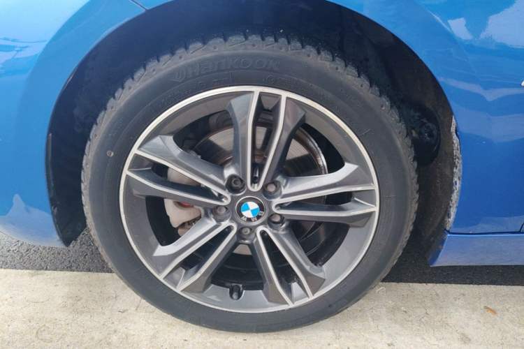 Used BMW 1 Series 2018 118i Sport Edition Left Front Wheel Hub