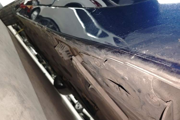 Used BMW 1 Series 2018 118i Sport Edition Left Side Sill