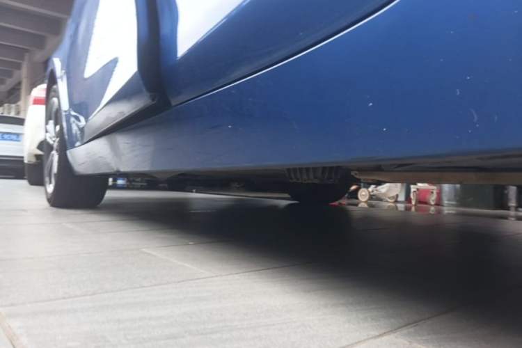Used BMW 1 Series 2018 118i Sport Edition Left Side Sill
