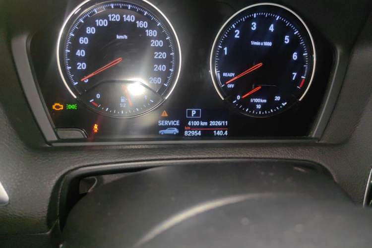Used BMW 1 Series 2018 118i Sport Design Package Odometer Close Up