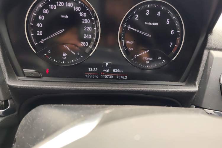 Used BMW 1 Series 2018 118i Sport Edition Odometer Close Up