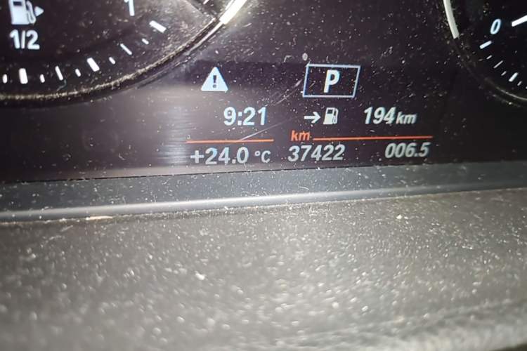 Used BMW 1 Series 2018 Restyled 120i Design Package Edition Odometer Close Up