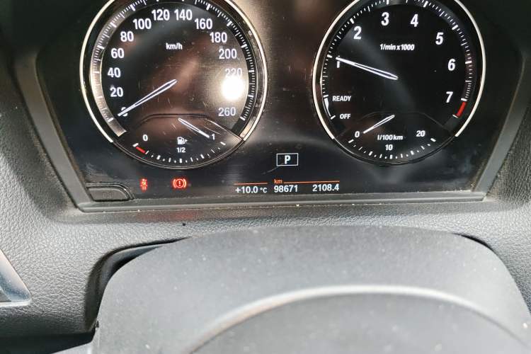 Used BMW 1 Series 2018 118i Leading Model Odometer Close Up