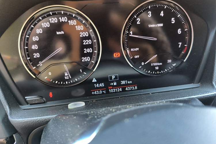 Used BMW 1 Series 2018 Facelifted 118i Sport Edition Odometer Close Up