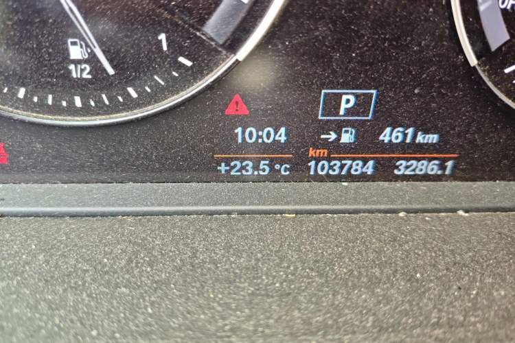 Used BMW 1 Series 2018 118i Sport Edition Odometer Close Up