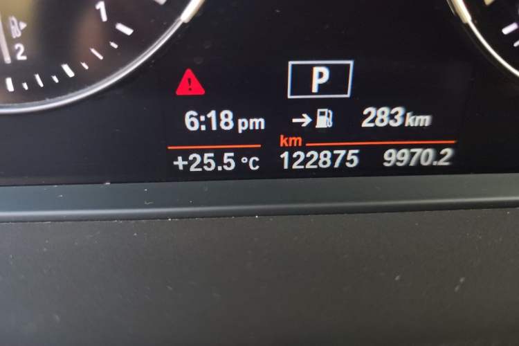 Used BMW 1 Series 2018 Facelifted 118i Sport Edition Odometer Close Up