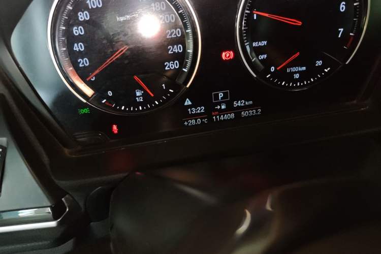 Used BMW 1 Series 2018 Facelifted 118i Sport Edition Odometer Close Up