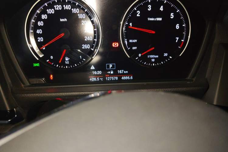 Used BMW 1 Series 2018 Facelifted 118i Sport Edition Odometer Close Up
