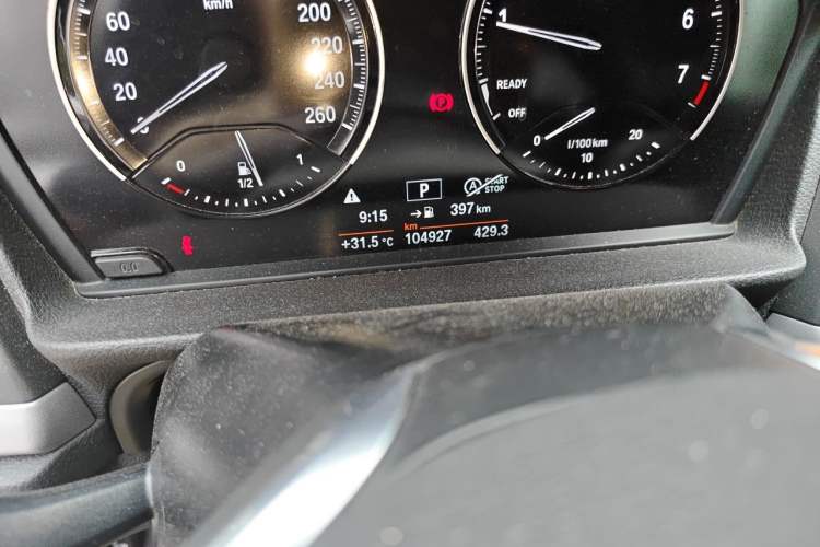 Used BMW 1 Series 2018 118i Fashion Model Odometer Close Up