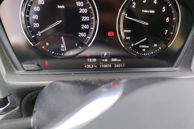Used BMW 1 Series 2018 118i Sport Edition Odometer Close Up