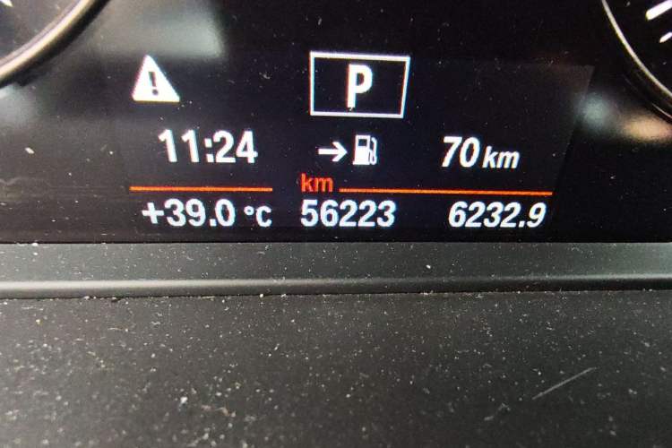 Used BMW 1 Series 2018 118i Fashion Model Odometer Close Up