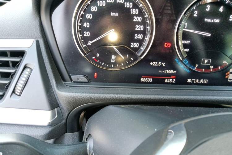 Used BMW 1 Series 2018 120i Design Package Model Odometer Close Up