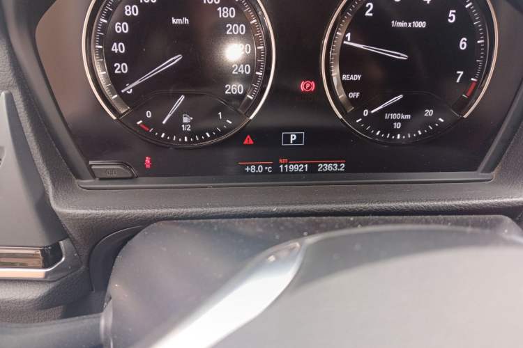 Used BMW 1 Series 2018 118i Sport Edition Odometer Close Up
