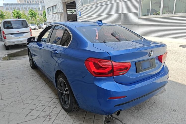 Used BMW 1 Series 2018 118i Sport Edition Rear Left 45 Deg