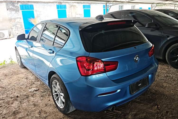 Used BMW 1 Series 2018 118i Leading Model Rear Left 45 Deg