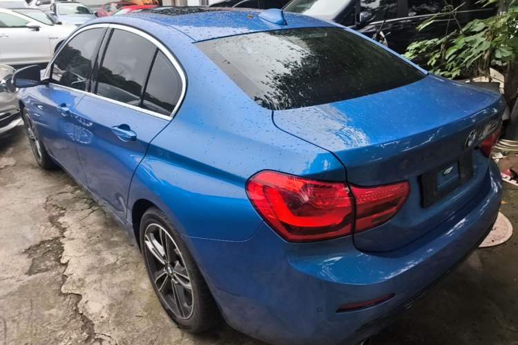 Used BMW 1 Series 2018 118i Sport Edition Rear Left 45 Deg