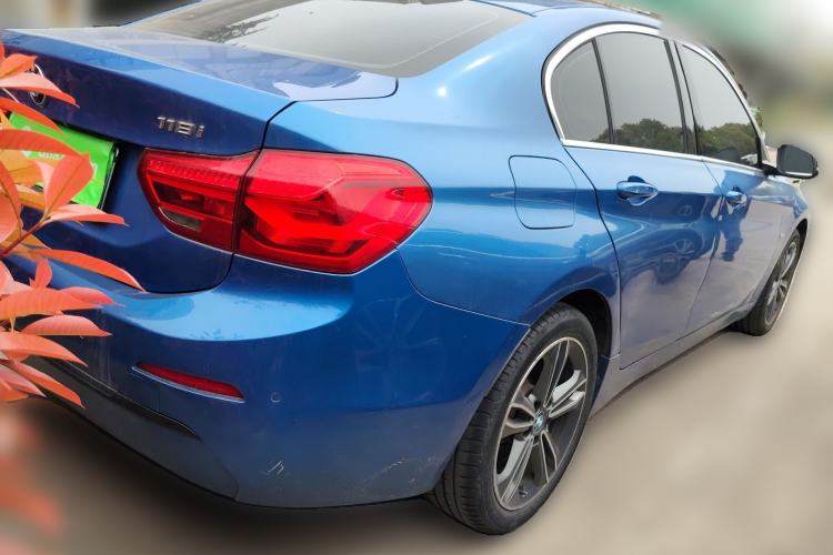 Used BMW 1 Series 2018 118i Sport Edition Rear Right 45 Deg