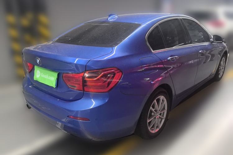 Used BMW 1 Series 2018 118i Fashion Model Rear Right 45 Deg