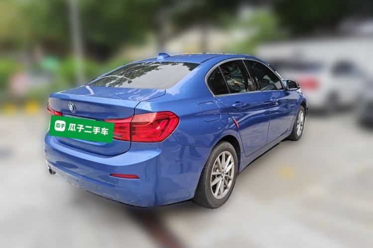 Used BMW 1 Series 2018 118i Fashion Model Rear Right 45 Deg