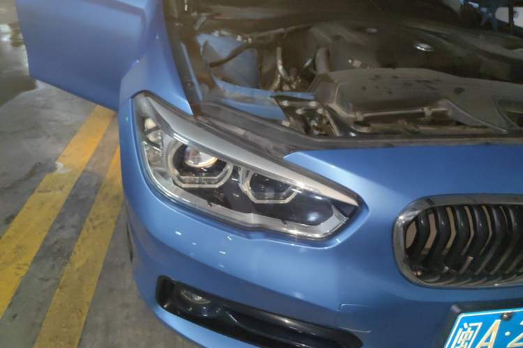 Used BMW 1 Series 2018 118i Sport Design Package Right Front Headlight