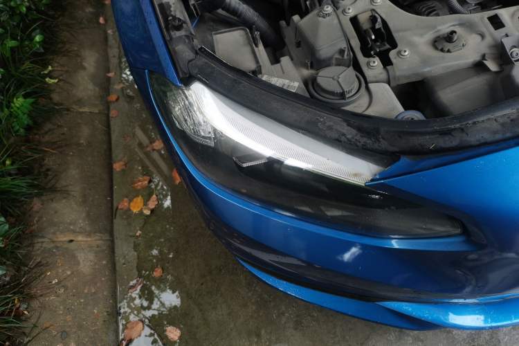 Used BMW 1 Series 2018 118i Fashion Model Right Front Headlight