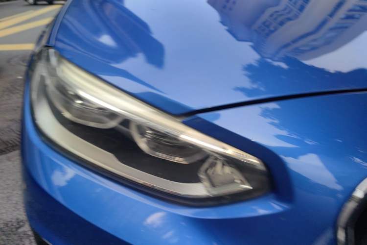 Used BMW 1 Series 2018 120i Design Package Model Right Front Headlight