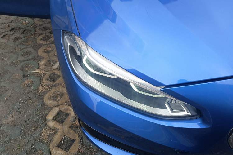 Used BMW 1 Series 2018 118i Sport Edition Right Front Headlight
