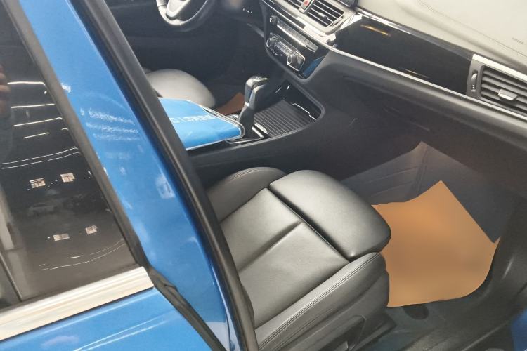 Used BMW 1 Series 2018 118i Sport Edition Right Front Seat