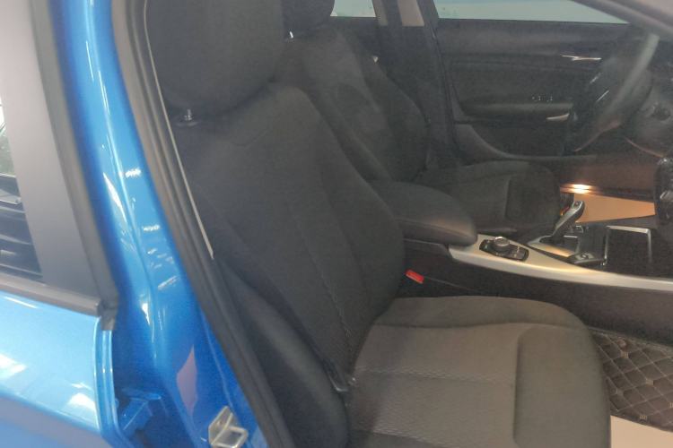 Used BMW 1 Series 2018 118i Leading Model Right Front Seat