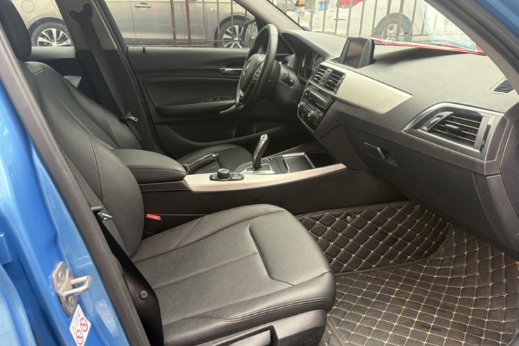 Used BMW 1 Series 2018 118i Leading Model Right Front Seat