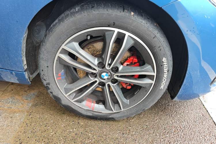 Used BMW 1 Series 2018 118i Sport Edition Right Front Wheel Hub