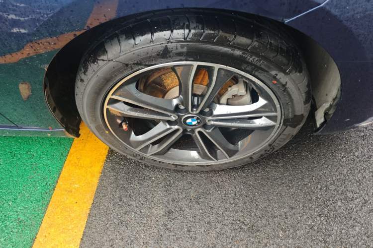 Used BMW 1 Series 2018 118i Sport Edition Right Front Wheel Hub