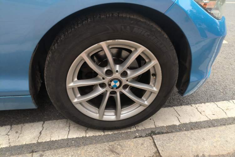 Used BMW 1 Series 2018 118i Leading Model Right Front Wheel Hub