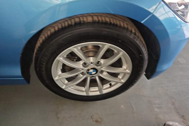 Used BMW 1 Series 2018 118i Leading Model Right Front Wheel Hub