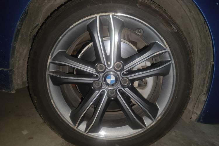 Used BMW 1 Series 2018 Facelifted 118i Sport Edition Right Front Wheel Hub