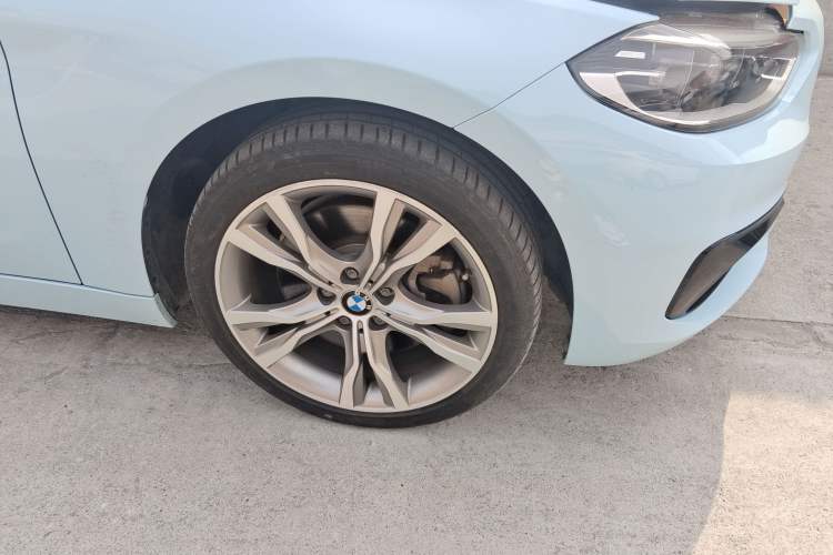 Used BMW 1 Series 2018 125i Sport Edition Right Front Wheel Hub