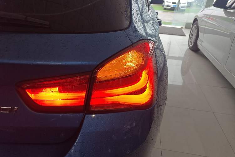 Used BMW 1 Series 2018 120i M Sport Package Right Rear Taillight